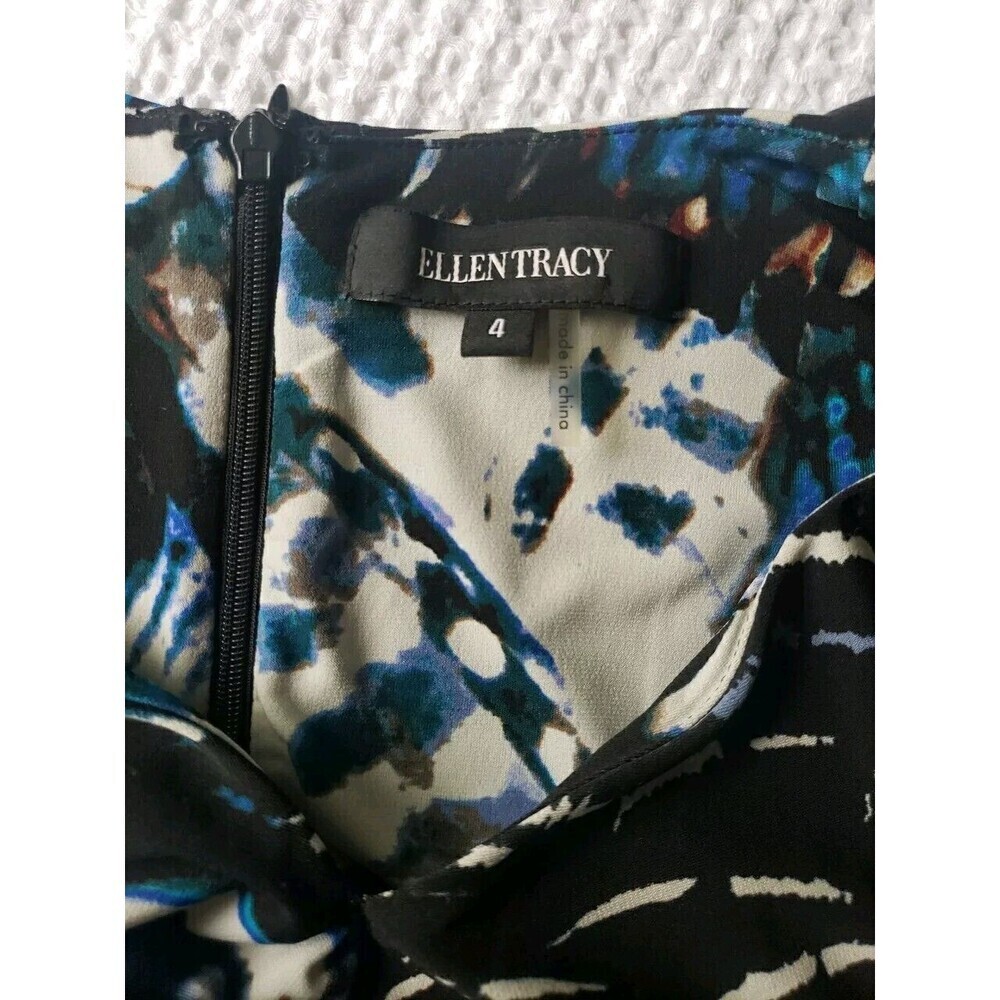 Ellen Tracy Sheath Dress Size 4 Knee Length V Neck Sleeveless Twist Front Blue - Picture 2 of 8